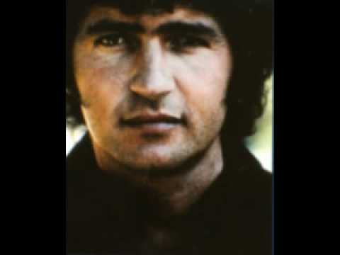 Mac Davis Hooked on music.avi