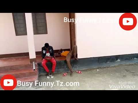 Kababaye ya chin bees yamkurupusha mdogo wake mkaliwenu😁😁😁😁😁