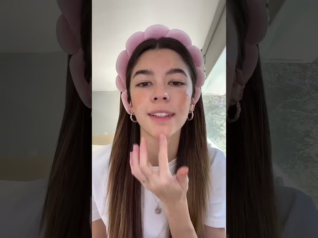 Vídeo relacionado con La Roche Posay Protector Solar para Niños, Leche Corporal Hidratante en Tubo de Cartón, Fotoprotección SPF50+, Resistente al Agua, Sudor y Arena, Nuevo Anthelios UV-MUNE 400 Dermo-Pediatría, 250 ml