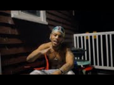 (HustleDaGod) Live Performance So Much on my mind