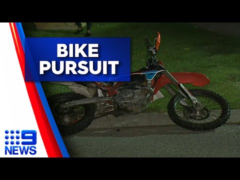 Illegal dirt bike bandits have led police on an hour long chase through south-eastern suburbs.