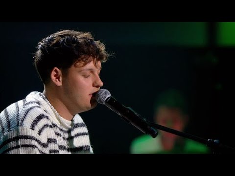 Zweite Chance: Alex Seeger begeistert mit "Dancing Queen" von ABBA