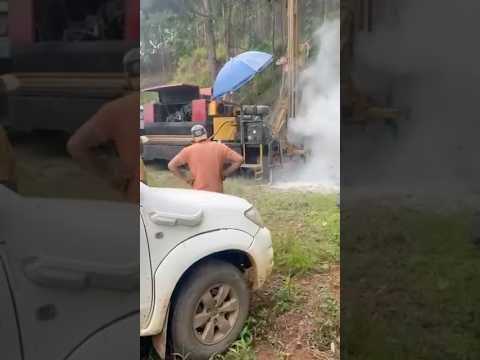 Muita água . / água mineral . 100 metro . Coroaci MG