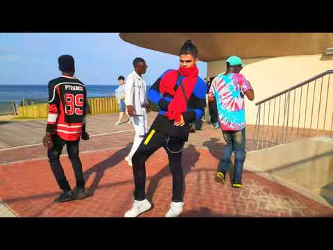 Shizze ft. Clout Internet Boyz - I Get Jiggy