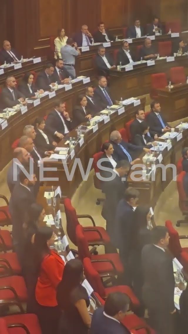 Նորընտիր խորհրդարանի պատգամավորները երդվեցին