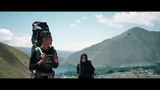 Download lagu Perjalanan cinta pendaki mp3 Download lagu Perjalanan cinta pendaki mp3