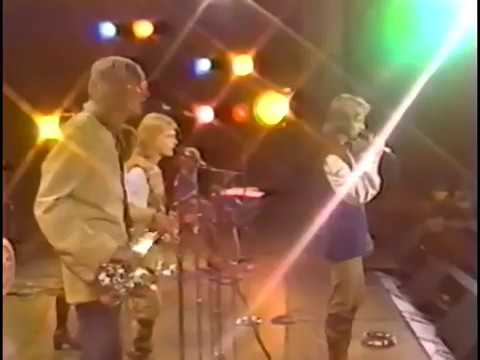 Blue Swede - Hooked On A Feeling  (1974 - HQ - Live)