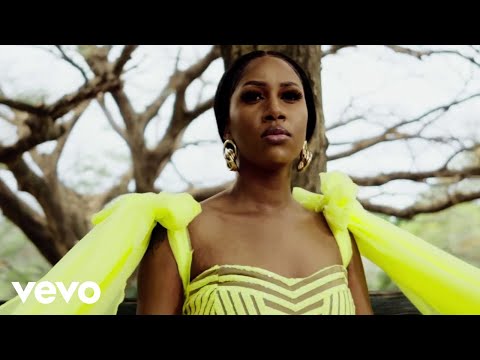 Vanessa Bling - Beautiful (Official Video)