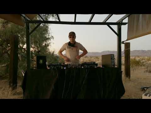 Devon James LIVE from Joshua Tree for Charivari Detroit 2020