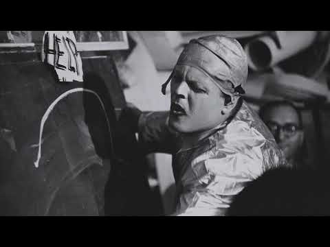 Ο [[#Jim Dine [Τζιμ Ντάιν]#]] αναφέρεται στο χάπενινγκ που δημιούργησε με τίτλο Car Crash, 1-6 Νοεμβρίου 1960, Reuben Gallery, Νέα Υόρκη. 