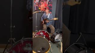 I guess you could say that’s a…free bird 🦅😎🇺🇸