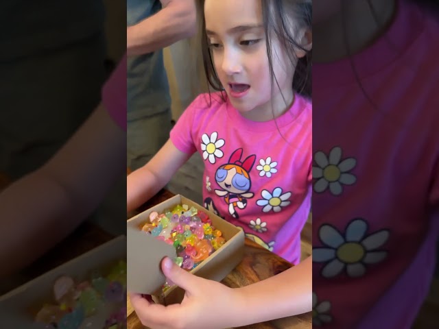 Vídeo relacionado con Cuackamily 60 Piezas de Animales de Resina, Mini Figuras de Animales, Mini Patos de Resina Miniatura Tortugas Hongos Casa de Muñecas Jardín en Miniatura Decoración Casera para Acuarios Macetas Regalo