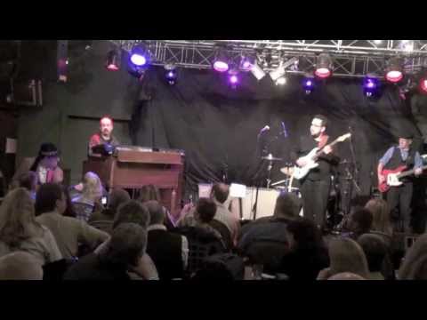 ''RUSH HOUR'' - RONNIE EARL & The Broadcasters,   Nov 2013