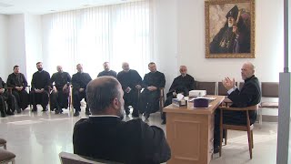 Քահանաների վերապատրաստման դասընթացը հետաքրքրություն է առաջացրել քահանաների և դասախոսների մոտ