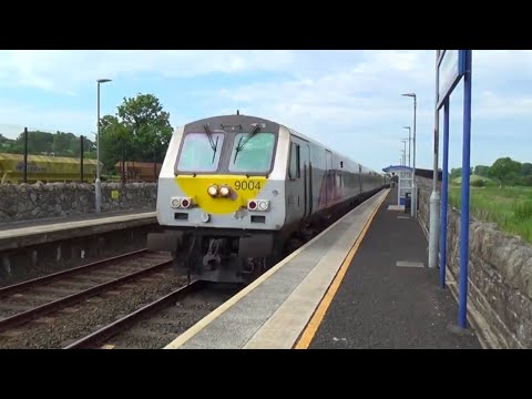 Enterprise train (9004 + 207) passing Poyntzpass station