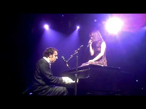 Leslie Feist & Chilly Gonzales - Where can I go without you?