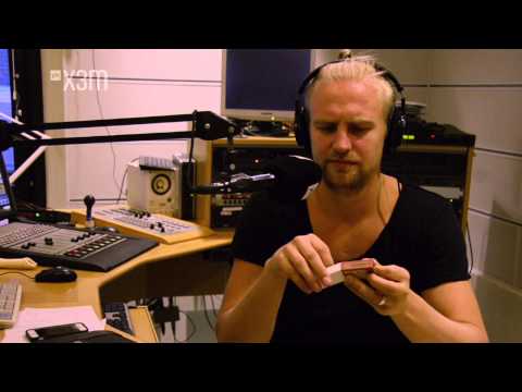 Hacka lök utan att gråta