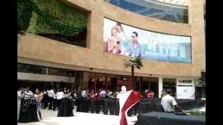 preview picture of video 'Patio,Scala Shopping, Cumbaya'