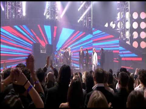 Duran Duran win Outstanding Contribution presented by Justin Timberlake | 2004