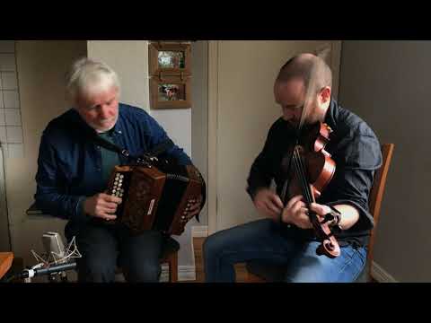 Fergal Scahill's fiddle tune a day 2017 - Day 319! The Lark in the Morning