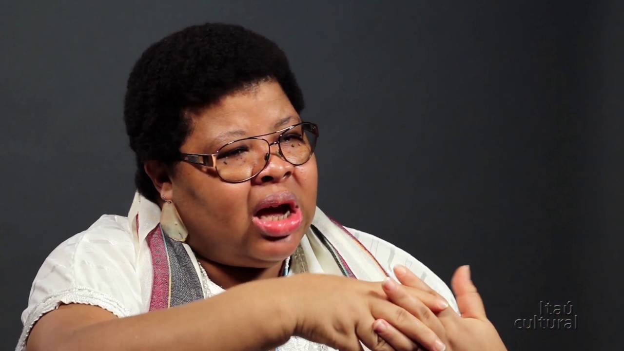 Fernanda Júlia – Diálogos Ausentes (2016)