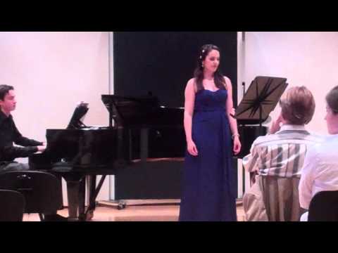 Holly O'Brien sings Ich Gehor Nur Mir from Elisabeth das Musikal