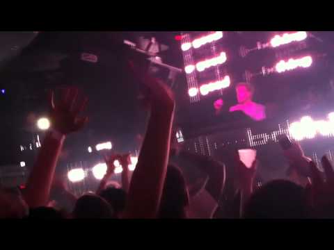 Ferry Corsten Live @ Pacha NYC 4/12/2012. Ferry Corsten feat. Ben Hague - Ain't No Stoppin.