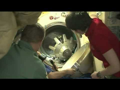 ISS Exp 42 Farewells and Hatch Closure