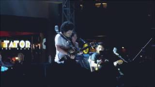 Download lagu Payung Teduh - Kita Adalah Sisa-Sisa Keikhlasan Yang Tak Diikhlaskan | Surabaya Town Square mp3