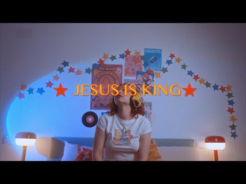 Maddie Moon - Spend My Days (Official Music Video)