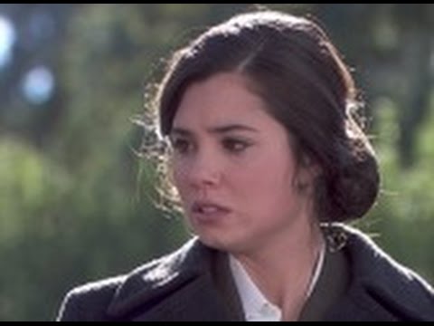 Maria says goodbye to Puente Viejo in tears