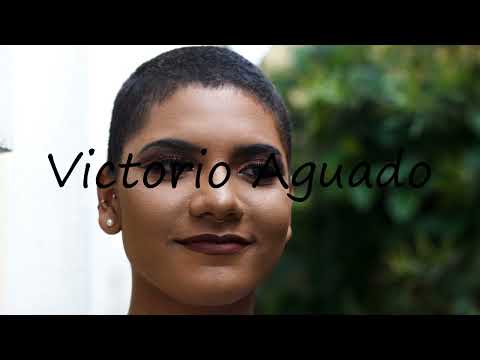 How to pronounce Victorio Aguado in English?