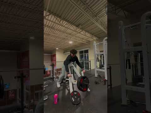 Winter Bulk Day 39: Upper #motivation #bulk #trending #bulkbody #gym #chest #upper #upperbodyworkout