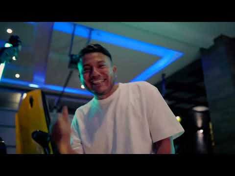 EL APACHE — ADALID LÓPEZ