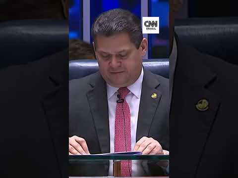 Legislativo escolheu caminho certo e não o fácil, diz Alcolumbre sobre 6×1