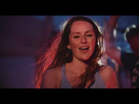 FERREZ feat. Simone Nijssen - On My Way [Official MV]