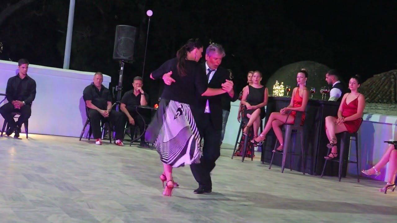 Video thumbnail for Romina Godoy & Milton Homann at Samos Tango Festival 2023, Aigiannakis Theater, Vathy , Kreikka 1
