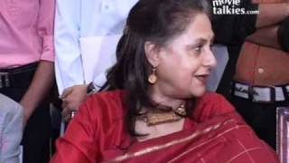 Jaya Bachchan: 'SALMAN KHAN has NEVER  touched my feet!!'