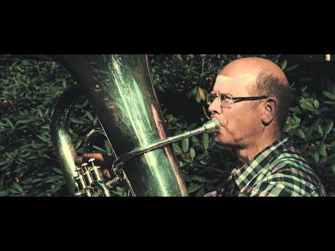 BöKKERS - BIE MOE (godverdomme)