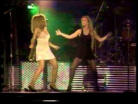 PROUD MARY (Tina Turner - Barcelona 1990)