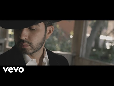 Joss Favela - Ya No Quiero Andar Contigo (Official Video)
