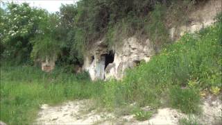preview picture of video 'Cave houses in Egerszalok, Hungary'