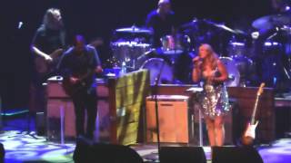 Tedeschi Trucks Band - Bird on Wire