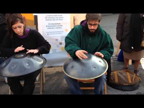 I LUMI a Ostia Antica  (Handpan duo with hang)