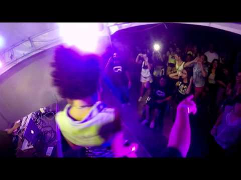 ÀTTØØXXÁ || D£SC£ feat OZ