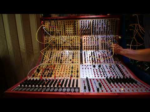 05 27 22 Serge Modular System - Delay and feedback abuse