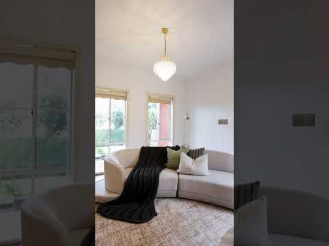 4 Mcnamara Avenue, Roxburgh Park, VIC 3064, 4 chambres, 2 salles de bain, House