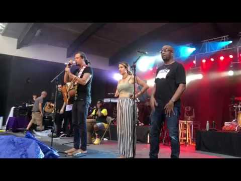 Michael Franti & Spearhead - "This World Is So Fucked Up (Never Giving Up On It)" 07/29/2018