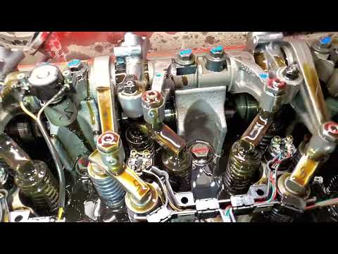 Cummins ISX 15. Eng brake activation. Slow motion.