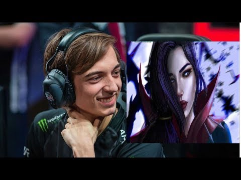 CAPS JUEGA VAYNE MID y CARREA